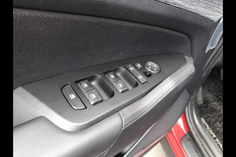 Kia Sportage 1.6 T-GDi MHEV DynamicLine 7 JAAR GARANTIE
