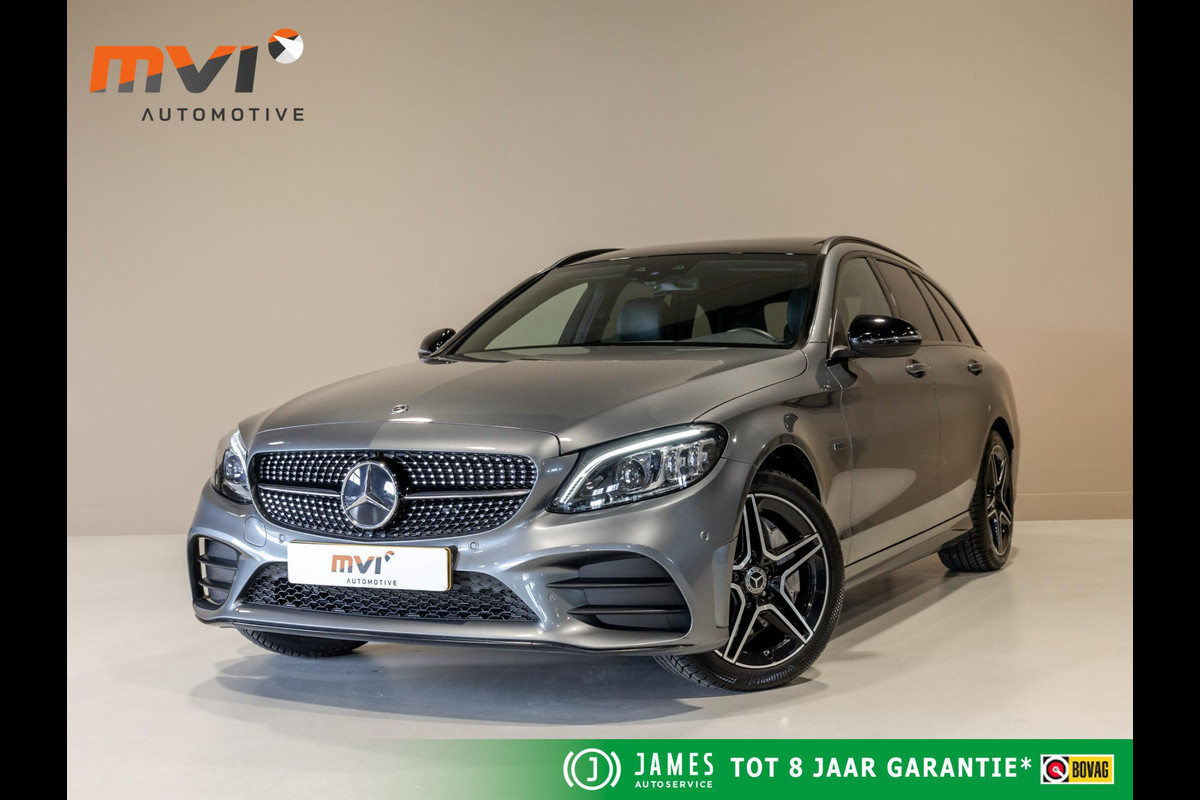 Mercedes-Benz C-Klasse Estate 300 e Business Solution AMG / 320pk / Panorama dak / Trekhaak / Multibeam /