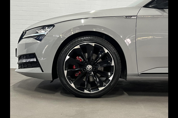 Škoda Superb Combi 1.4 TSI iV Sportline Business Trekhaak | Cruise control | Carplay | Stoelverwarming | Achteruitrijcamera | Navigatie | Keyless | Leder/Alcantara