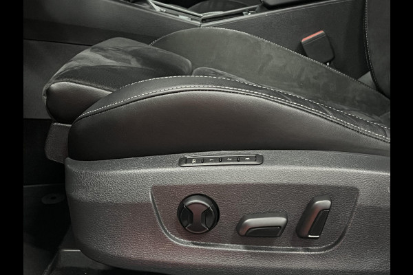 Škoda Superb Combi 1.4 TSI iV Sportline Business Trekhaak | Cruise control | Carplay | Stoelverwarming | Achteruitrijcamera | Navigatie | Keyless | Leder/Alcantara