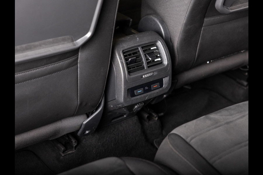 Volkswagen Touran 1.4 TSI Highline Edition R 7p 150pk / Trekhaak / Achteruitrijcamera / Stoelverwarming / Adaptieve cruise control / Navigatie / Apple carplay /