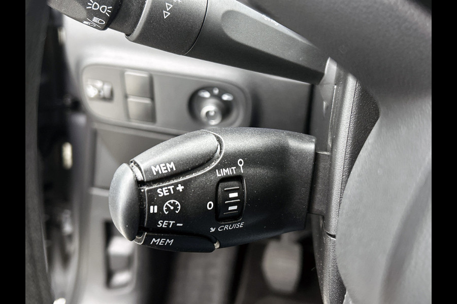 Citroën C3 1.2 5Drs / Airco-ecc. / Navigatie / Parkeersensoren / Carplay / Led / Apk 09-2027