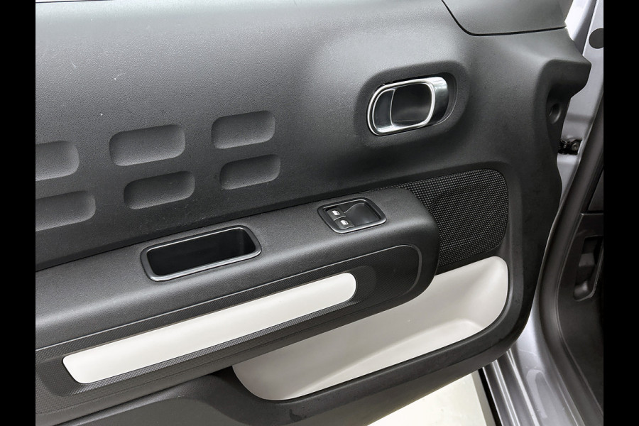 Citroën C3 1.2 5Drs / Airco-ecc. / Navigatie / Parkeersensoren / Carplay / Led / Apk 09-2027