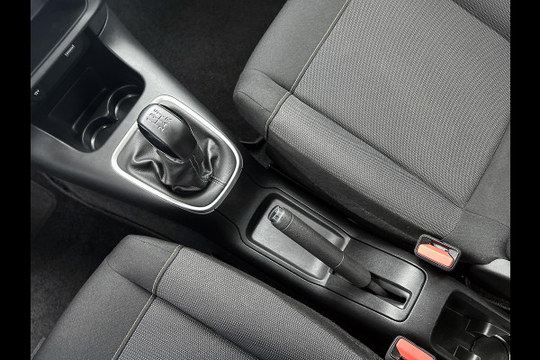 Citroën C3 1.2 5Drs / Airco-ecc. / Navigatie / Parkeersensoren / Carplay / Led / Apk 09-2027