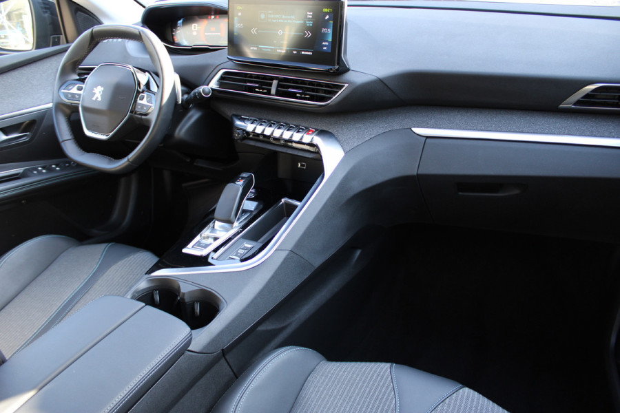 Peugeot 3008 1.6 HYbrid 225 Allure | Stoelverwarming | Navigatie | Led