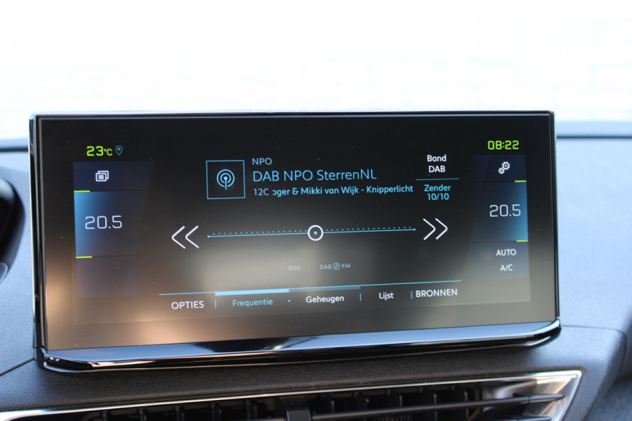 Peugeot 3008 1.6 HYbrid 225 Allure | Stoelverwarming | Navigatie | Led