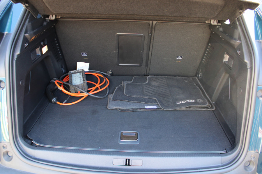 Peugeot 3008 1.6 HYbrid 225 Allure | Stoelverwarming | Navigatie | Led