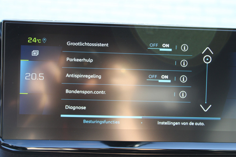 Peugeot 3008 1.6 HYbrid 225 Allure | Stoelverwarming | Navigatie | Led