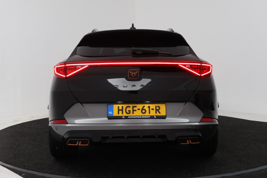 CUPRA Formentor 1.4 e-Hybrid VZ Performance (STOELVERWARMING, Soh 92%, STUURVERWARMING, ADAPTIEVE CRUISE, CAMERA, PARKEERSENSOREN)