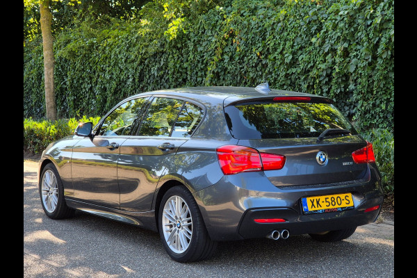 BMW 1-serie 120i High Executive M Sport Apple CarPlay Trekhaak LED NAP Dealer onderhouden RIJKLAAR 184pk