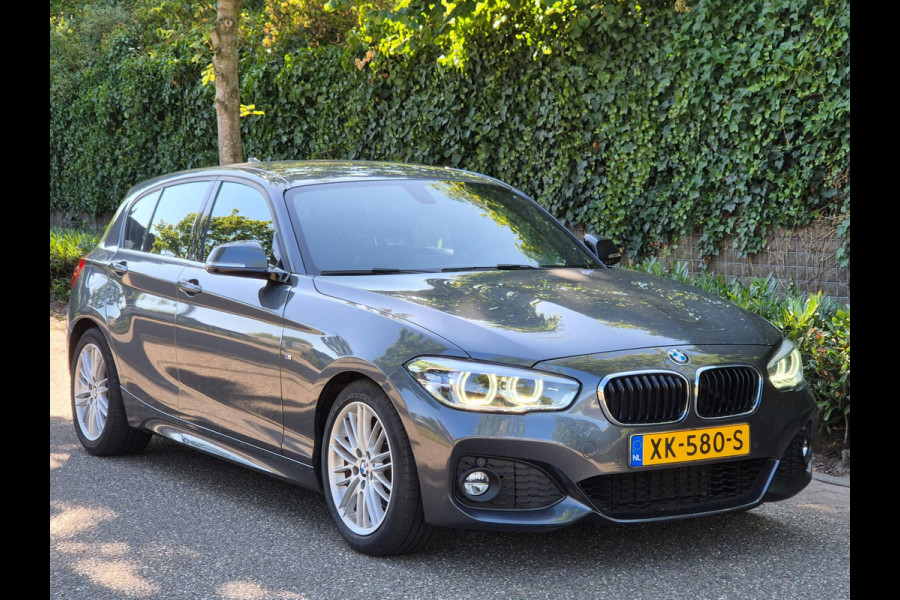 BMW 1-serie 120i High Executive M Sport Apple CarPlay Trekhaak LED NAP Dealer onderhouden RIJKLAAR 184pk