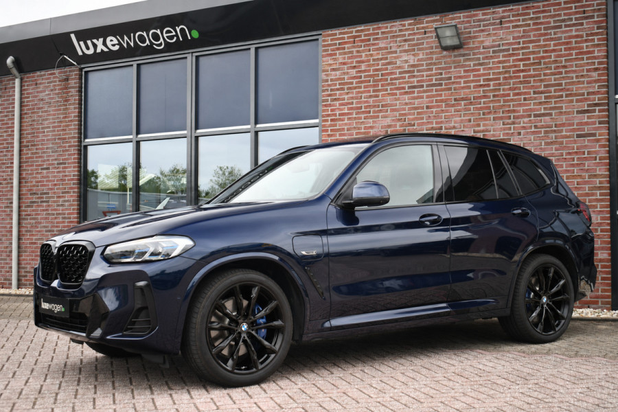 BMW X3 xDrive30e M-Sport M-zetels Pano HUD 360 Adp-demping