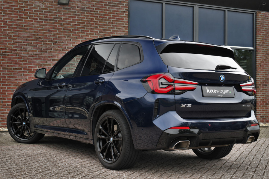 BMW X3 xDrive30e M-Sport M-zetels Pano HUD 360 Adp-demping
