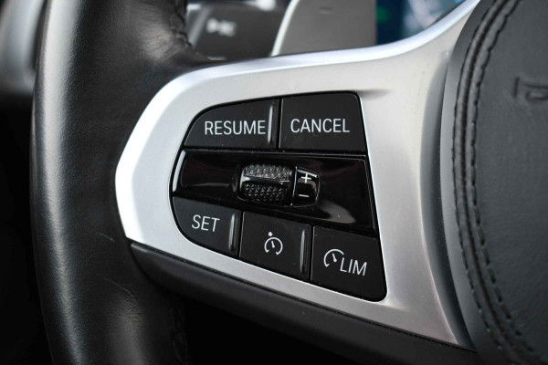 BMW X3 xDrive30e M-Sport M-zetels Pano HUD 360 Adp-demping