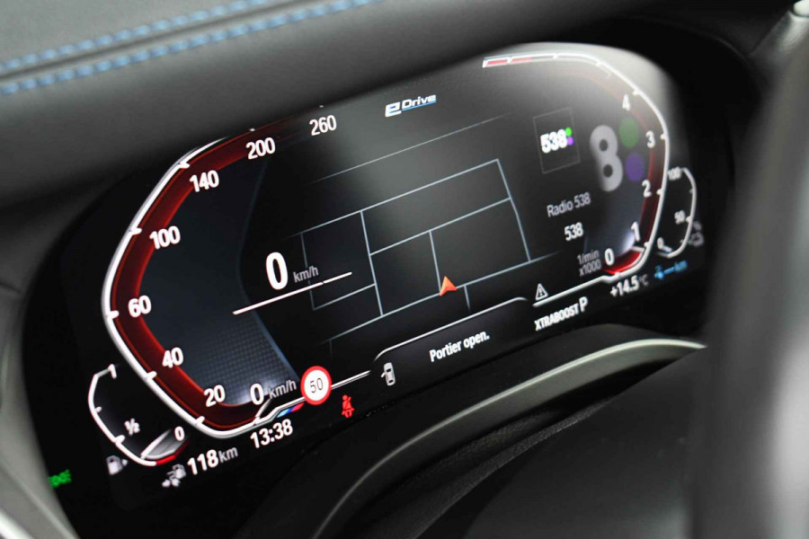 BMW X3 xDrive30e M-Sport M-zetels Pano HUD 360 Adp-demping