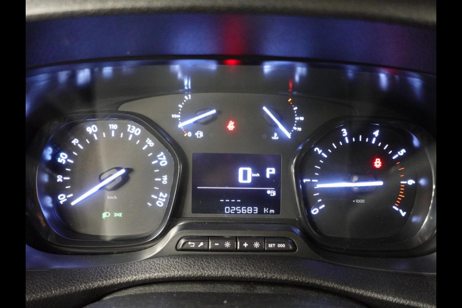 Peugeot Expert 2.0 BlueHDI 145PK Automaat Airco Bluetooth Cruise Control Trekhaak Navigatie Carplay