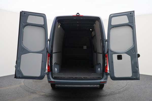 Mercedes-Benz Sprinter 317 CDI L2H2 RWD Camera, Side-Steps, Cruise, Apple Carplay, PDC, Stoelverwarming