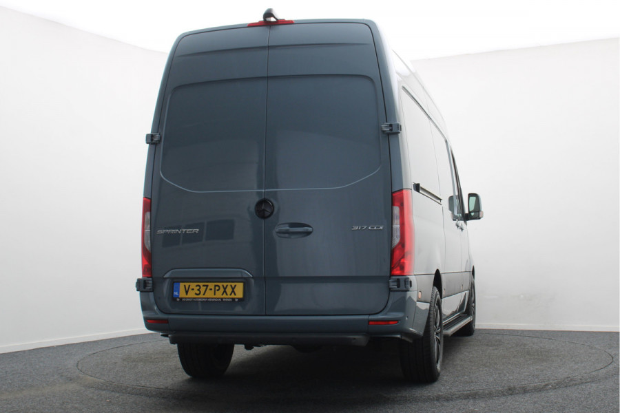 Mercedes-Benz Sprinter 317 CDI L2H2 RWD Camera, Side-Steps, Cruise, Apple Carplay, PDC, Stoelverwarming