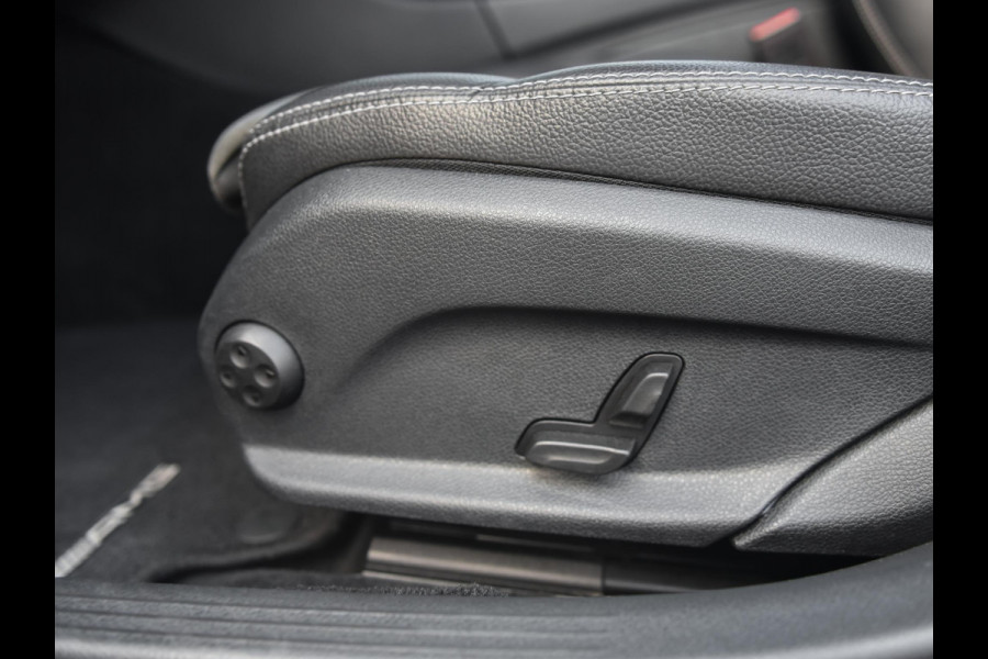 Mercedes-Benz C-Klasse 160 Business Solution AMG Panoramadak Digitaal display Alcantara Navi Carma