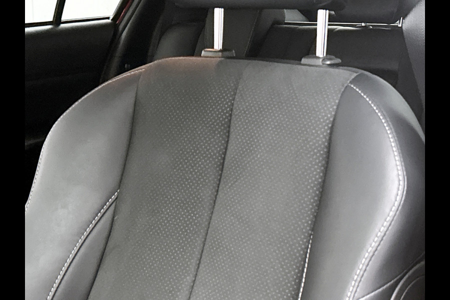 Mitsubishi Eclipse Cross 2.4 PHEV Intense+ Hybride / Navigatie / 1/2 Leder / Pdc. / Airco-ecc./ Radio multimedia / Apk nieuw
