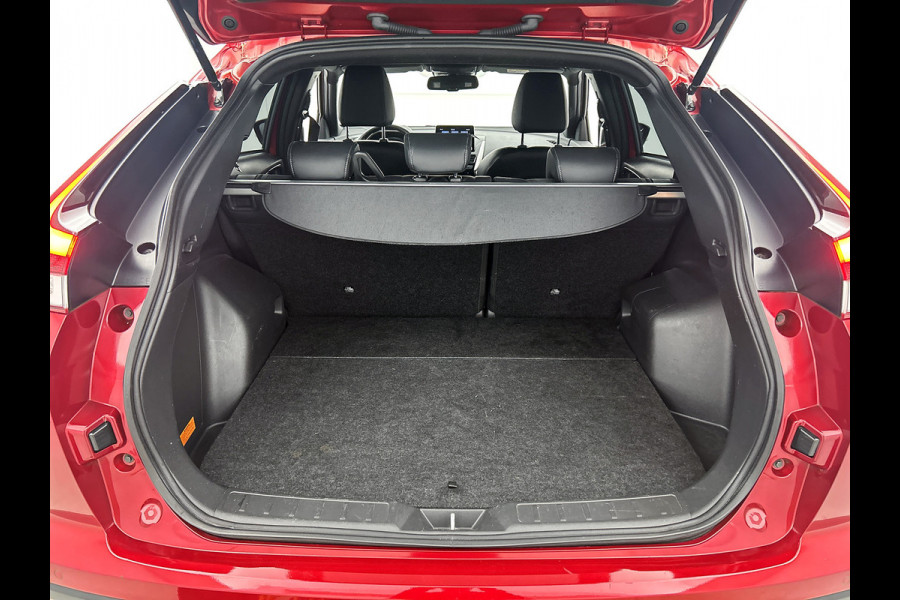 Mitsubishi Eclipse Cross 2.4 PHEV Intense+ Hybride / Navigatie / 1/2 Leder / Pdc. / Airco-ecc./ Radio multimedia / Apk nieuw