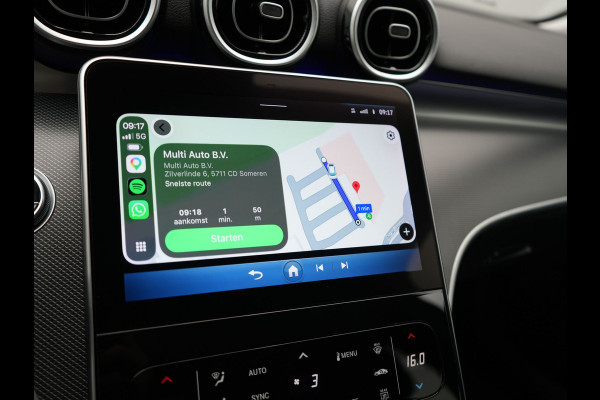 Mercedes-Benz C-Klasse Estate 300 e PHEV 313pk Dealer O.H | Adaptive Cruise | Camera | Apple Carplay | BLIS | Sportstoelen Verwarmd | Virtual Cockpit | Navigatie | DAB | 17"L.M | Plug In Hybrid |