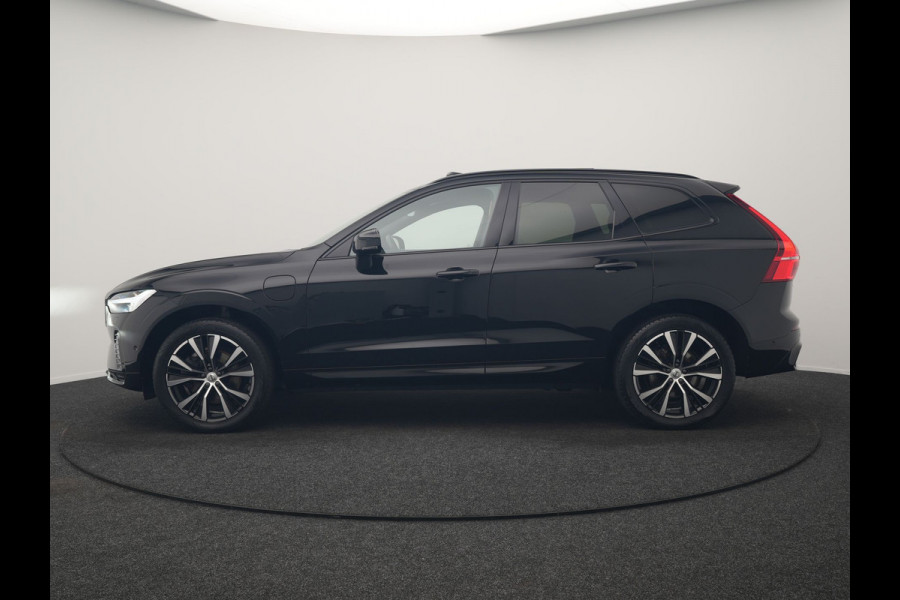 Volvo XC60 T8 AWD Ultimate Dark LONG RANGE PHEV 455pk Dealer O.H. | Trekhaak Af Fabriek | Panodak | Adaptive Cruise | Head Up | 360 Camera | Harman / Kardon | Lederen Comfortzetels Massage & Ventilatie & Memory | Keyless | Stoelen & Stuur Verwarmd | Plug In Hybrid |