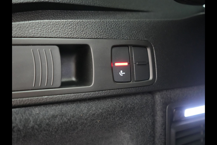 Audi Q5 50 TFSI e Advanced edition PHEV 300pk | Trekhaak Af Fabriek | Panodak | 360 Camera | Lederen Comfortzetels Verwarmd | Cruise Control | Virtual | Navigatie | DAB | Plug In Hybrid |