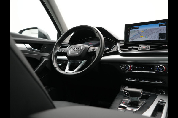 Audi Q5 50 TFSI e Advanced edition PHEV 300pk | Trekhaak Af Fabriek | Panodak | 360 Camera | Lederen Comfortzetels Verwarmd | Cruise Control | Virtual | Navigatie | DAB | Plug In Hybrid |