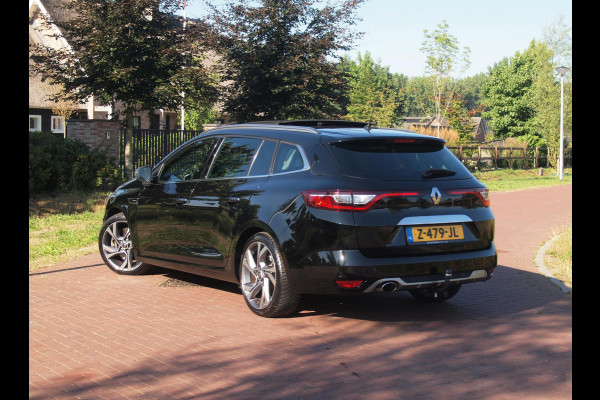 Renault Mégane Estate 1.6 TCe GT | Panoramadak | Camera | Trekhaak | Head-Up Display |