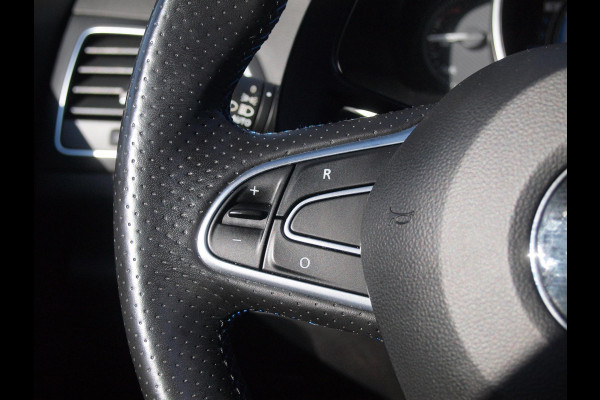 Renault Mégane Estate 1.6 TCe GT | Panoramadak | Camera | Trekhaak | Head-Up Display |