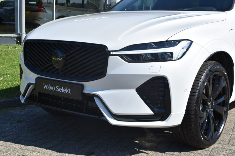 Volvo XC60 T8 AWD 455PK Plug-in Hybrid Ultra Black Edition | HUD | Luchtvering | Panodak | H&K | 360 Camera | 21"LMV | Stoelverwarming |