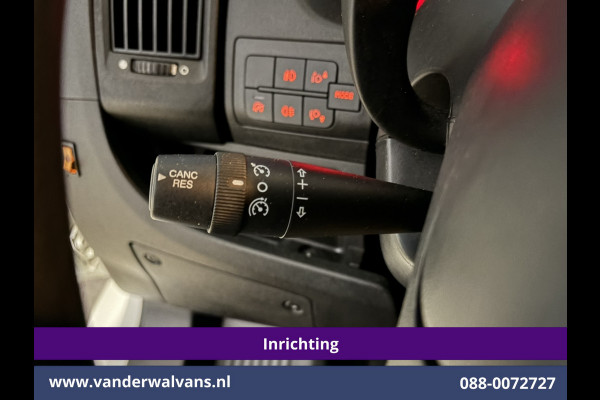 Peugeot Boxer 2.0 BlueHDI 131pk L2H2 Inrichting Euro6 Airco | Imperiaal | Camera | 2500kg Trekhaak | Cruisecontrol Parkeersensoren, Bijrijdersbank