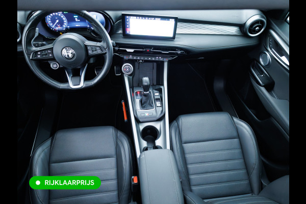 Alfa Romeo Tonale 1.5T Hybrid Veloce | Leer | Panoramadak | Elec. achterklep | Afn. trekhaak | Adap. Cruise | Harman Kardo | Stoel- verwamring en Stoel koeling, Stuur verwarming, 360 Camera, Stoel met gehuegen