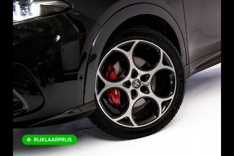 Alfa Romeo Tonale 1.5T Hybrid Veloce | Leer | Panoramadak | Elec. achterklep | Afn. trekhaak | Adap. Cruise | Harman Kardo | Stoel- verwamring en Stoel koeling, Stuur verwarming, 360 Camera, Stoel met gehuegen