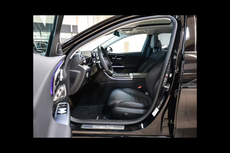 Mercedes-Benz C-Klasse Estate 300e AMG ** DIGI LED, NAVI+, PANO, MEMORY, NIGHT, 19-inch LMV ** UNFALLFREI - Ex. MB-AG ** ** INFORMEER OOK NAAR ONZE AANTREKKELIJKE FINANCIAL-LEASE TARIEVEN **