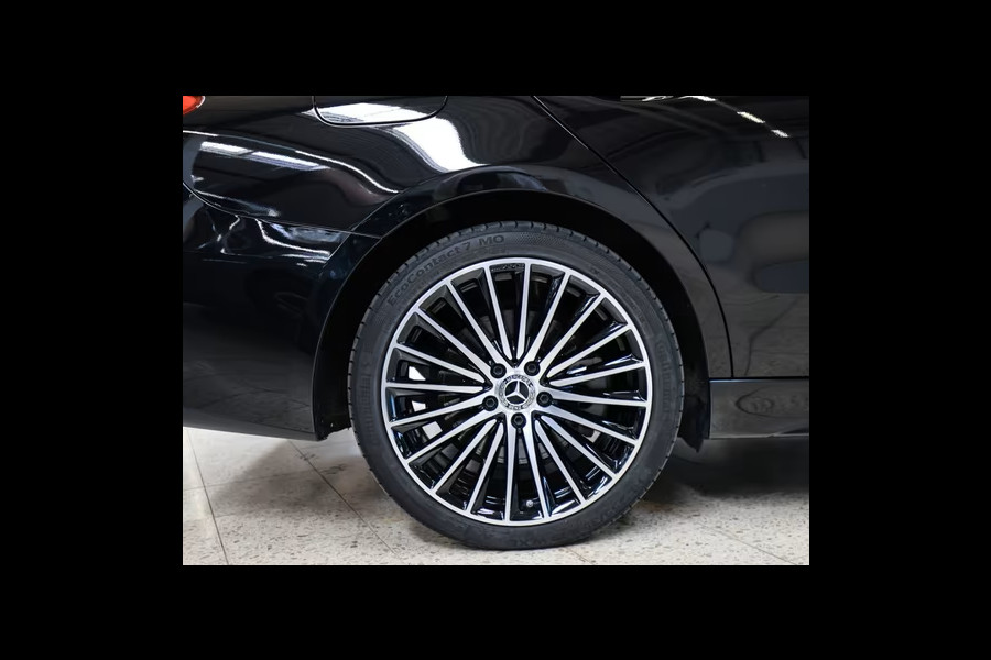 Mercedes-Benz C-Klasse Estate 300e AMG ** DIGI LED, NAVI+, PANO, MEMORY, NIGHT, 19-inch LMV ** UNFALLFREI - Ex. MB-AG ** ** INFORMEER OOK NAAR ONZE AANTREKKELIJKE FINANCIAL-LEASE TARIEVEN **