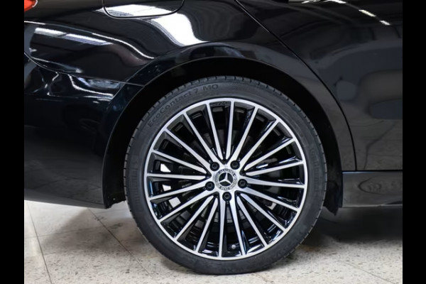 Mercedes-Benz C-Klasse Estate 300e AMG ** DIGI LED, NAVI+, PANO, MEMORY, NIGHT, 19-inch LMV ** UNFALLFREI - Ex. MB-AG ** ** INFORMEER OOK NAAR ONZE AANTREKKELIJKE FINANCIAL-LEASE TARIEVEN **