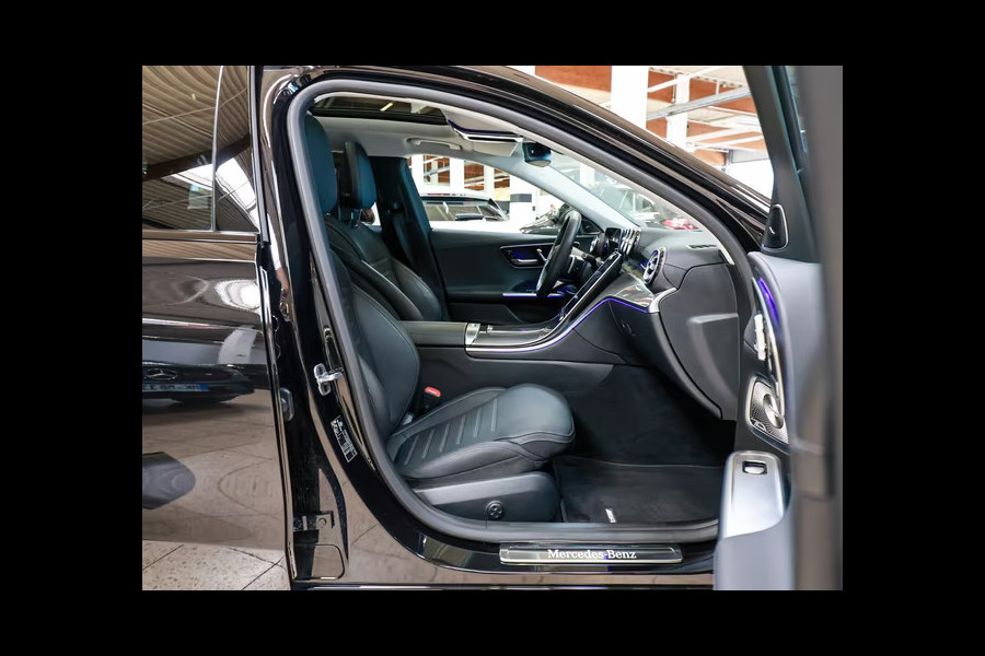Mercedes-Benz C-Klasse Estate 300e AMG ** DIGI LED, NAVI+, PANO, MEMORY, NIGHT, 19-inch LMV ** UNFALLFREI - Ex. MB-AG ** ** INFORMEER OOK NAAR ONZE AANTREKKELIJKE FINANCIAL-LEASE TARIEVEN **