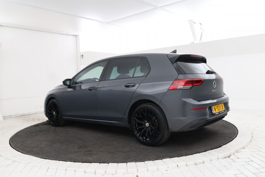 Volkswagen Golf 1.5 TSI Life Stoel/stuurverwarming, Adaptieve cruise, Apple Carplay!