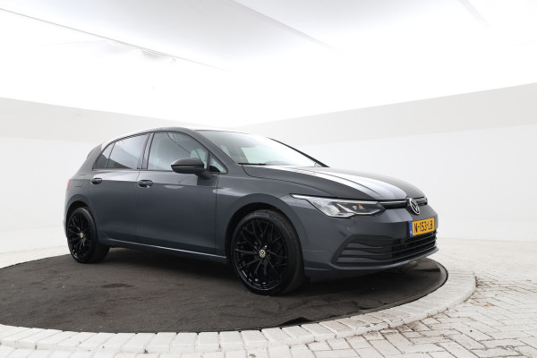 Volkswagen Golf 1.5 TSI Life Stoel/stuurverwarming, Adaptieve cruise, Apple Carplay!