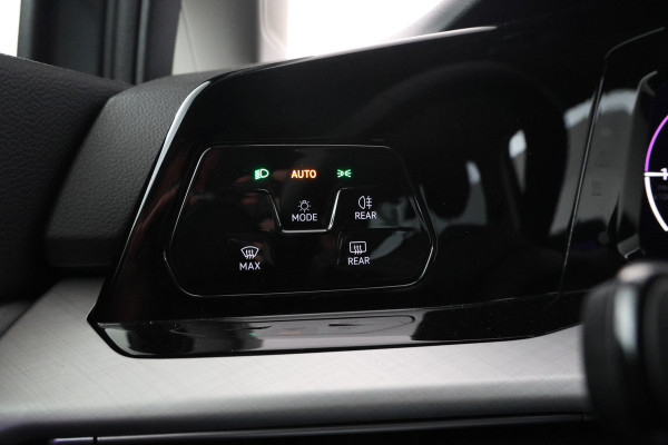 Volkswagen Golf 1.5 TSI Life Stoel/stuurverwarming, Adaptieve cruise, Apple Carplay!