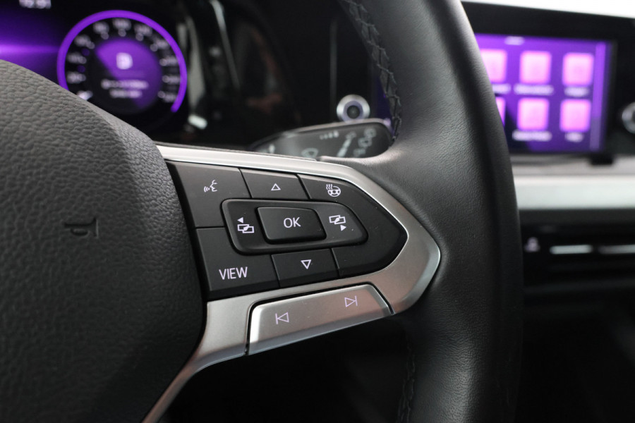 Volkswagen Golf 1.5 TSI Life Stoel/stuurverwarming, Adaptieve cruise, Apple Carplay!
