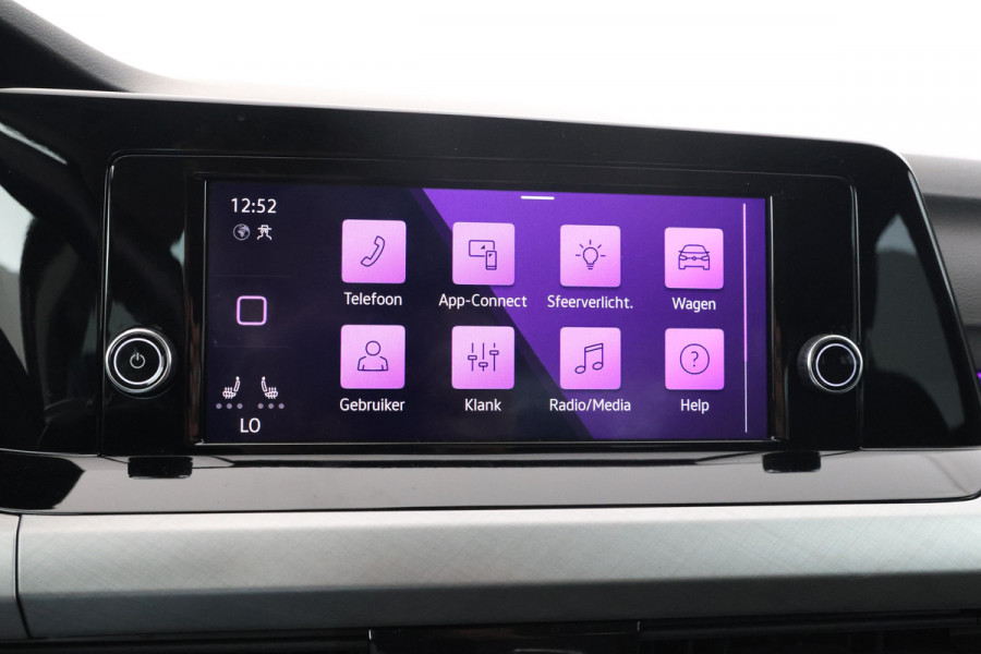 Volkswagen Golf 1.5 TSI Life Stoel/stuurverwarming, Adaptieve cruise, Apple Carplay!