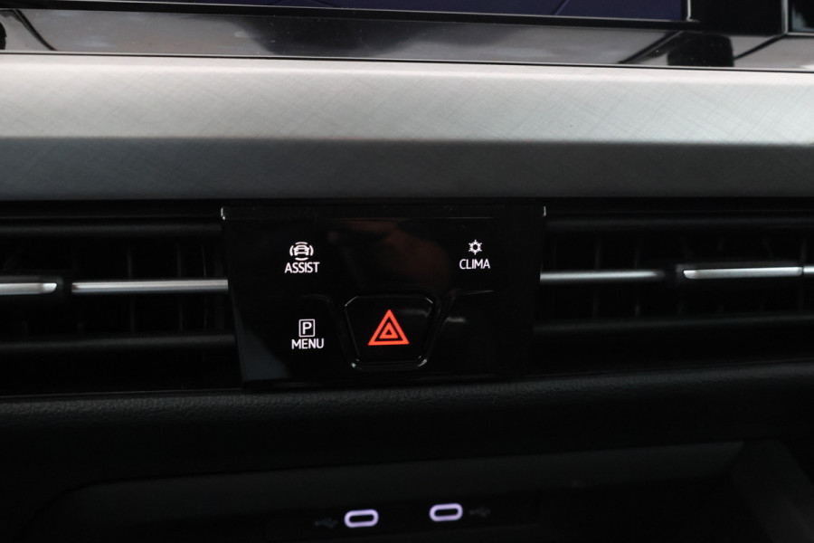 Volkswagen Golf 1.5 TSI Life Stoel/stuurverwarming, Adaptieve cruise, Apple Carplay!