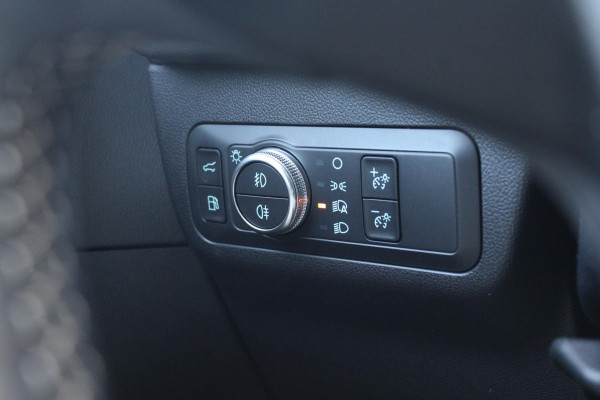 Ford Kuga 2.5 PHEV Vignale Trekhaak Wegklapbaar | Origenele Zomerset Aanwezig | Volledig Lederen Interieur | Panorama Dak |
