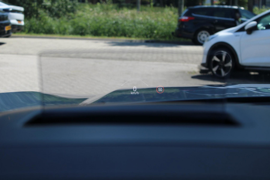 Ford Kuga 2.5 PHEV Vignale Trekhaak Wegklapbaar | Origenele Zomerset Aanwezig | Volledig Lederen Interieur | Panorama Dak |