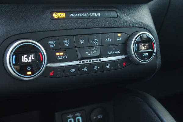 Ford Kuga 2.5 PHEV Vignale Trekhaak Wegklapbaar | Origenele Zomerset Aanwezig | Volledig Lederen Interieur | Panorama Dak |