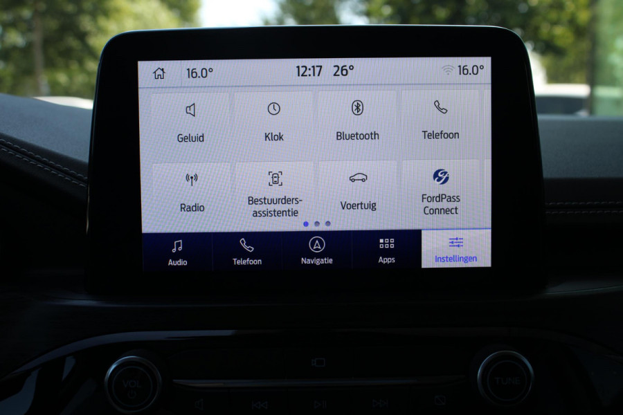 Ford Kuga 2.5 PHEV Vignale Trekhaak Wegklapbaar | Origenele Zomerset Aanwezig | Volledig Lederen Interieur | Panorama Dak |