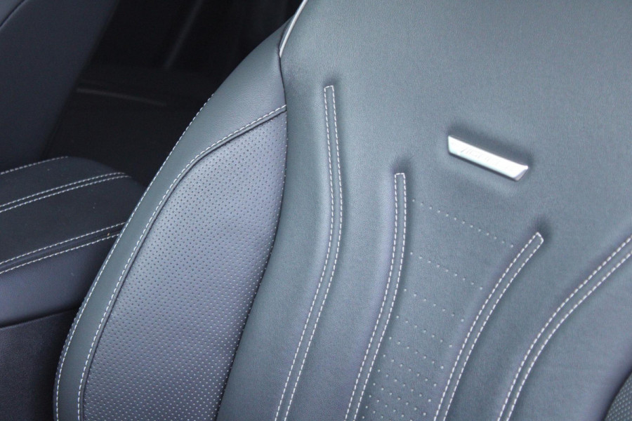 Ford Kuga 2.5 PHEV Vignale Trekhaak Wegklapbaar | Origenele Zomerset Aanwezig | Volledig Lederen Interieur | Panorama Dak |